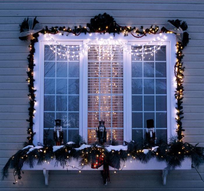 Christmas decor for windows