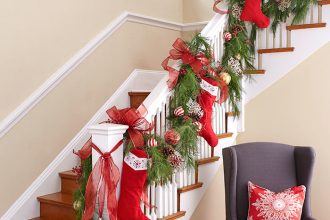 Christmas decor for stairs