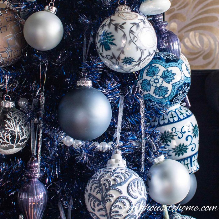 Blue christmas tree decor ideas