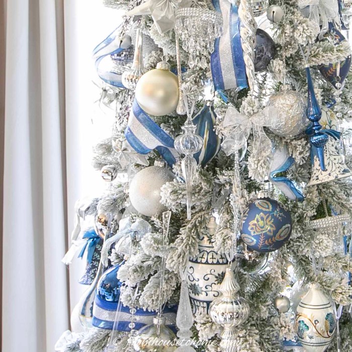 Blue christmas tree decor ideas